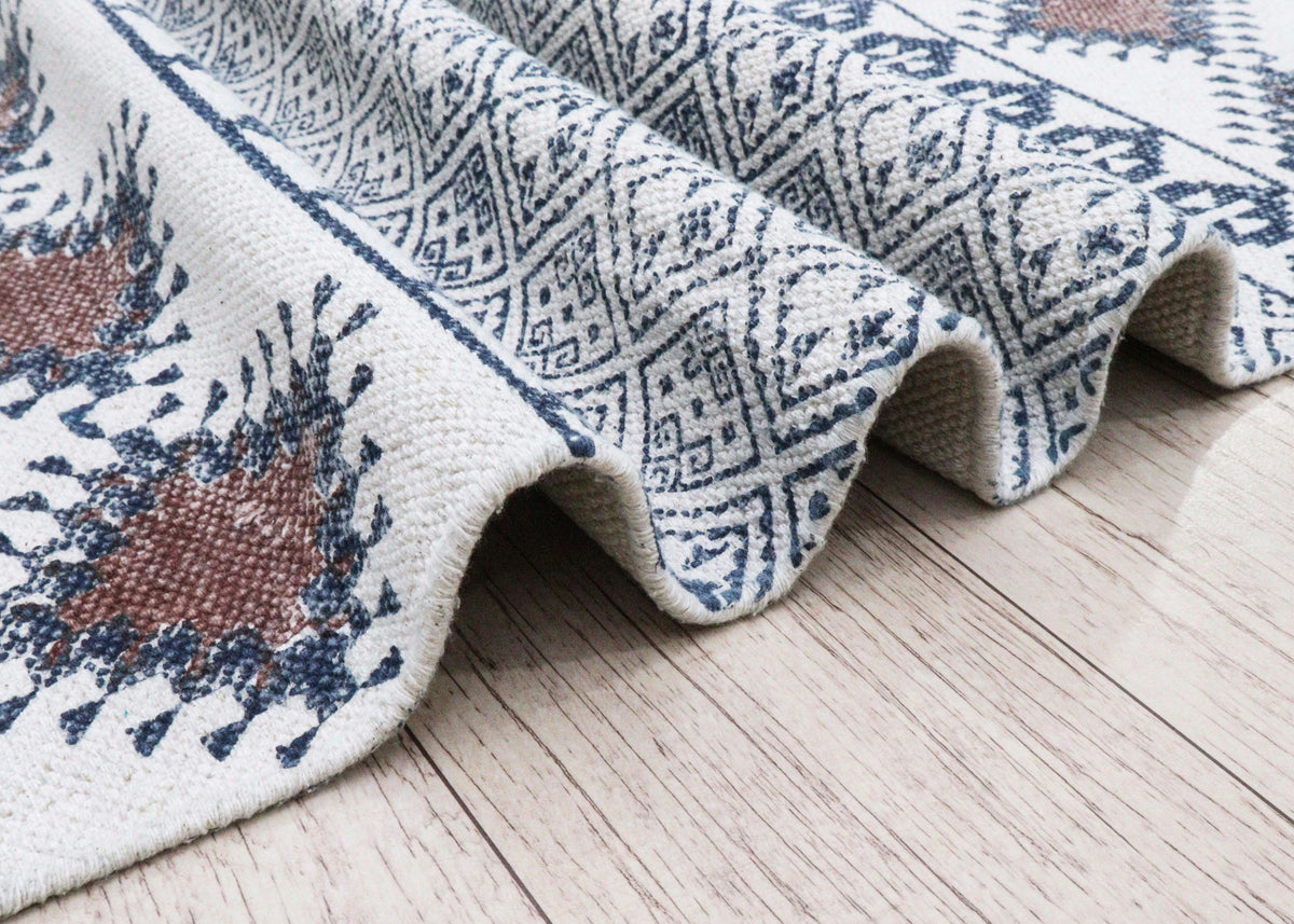 Braided Cotton Rugs: How to Use Neutral Textures in Everyday Home Decor