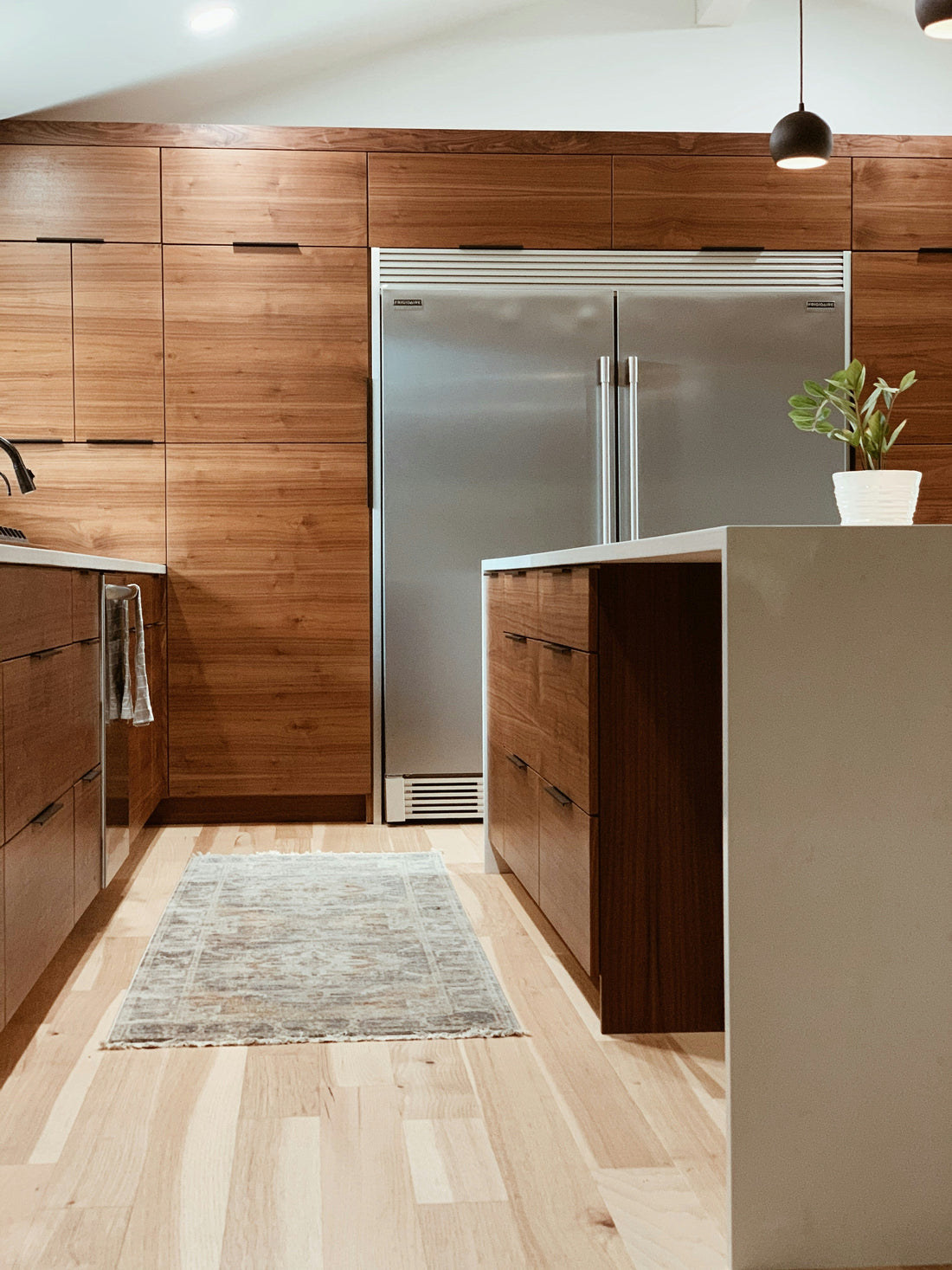 Washable Kitchen Rugs: What to Look for Around Sinks and Cooking Areas