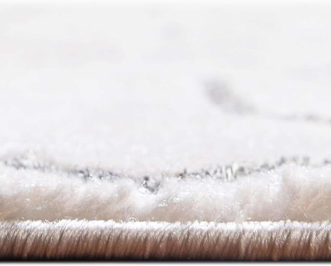 Unique Loom Marilyn Monroe Glam Collection Area Rug - Trellis (7' 10" Square, White Silver/ Silver)