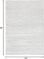 SAFAVIEH Tulum Collection Accent Rug - 2' x 4', Light Grey & Ivory, Moroccan Boho Tribal Design, Non-Shedding & Easy to Clean, Ideal for Front Door, Kitchen, Entryway, Foyer (TUL272F)