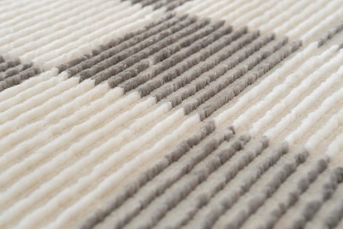Revival Rugs Gambit 3'x9’ Checkered Rug Machine Washable Runner Rug for Hallway Entryway - 100% Recycled Oeko-TEX Certified, Medium Pile, Gray, Beige