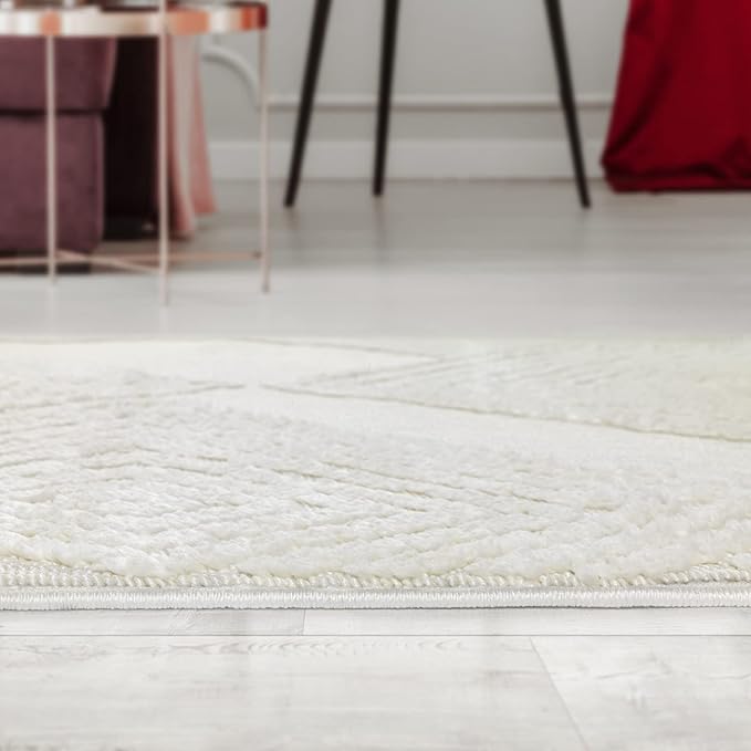 Antep Rugs Palafito 6x9 Geometric Shag Diamond High-Low Pile Textured Indoor Area Rug (White, 6'7" x 9')