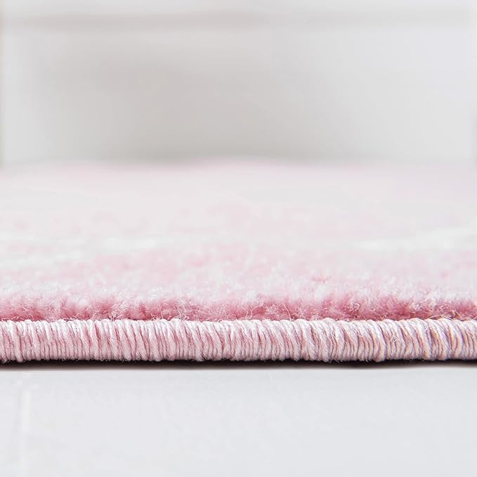 Rugs.com Lattice Frieze Collection Rug – 6' x 9' Light Pink Medium Rug Perfect for Living Rooms, Large Dining Rooms, Open Floorplans
