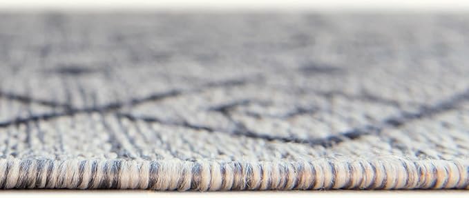 Unique Loom Outdoor Trellis Collection Area Rug - Tribal Trellis (7' 10" x 10' Oval, Gray/ Black)