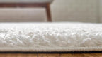 Unique Loom Davos Shag Collection Area Rug - Solid (2' 7" x 16' 5" Runner, White/ Ivory)