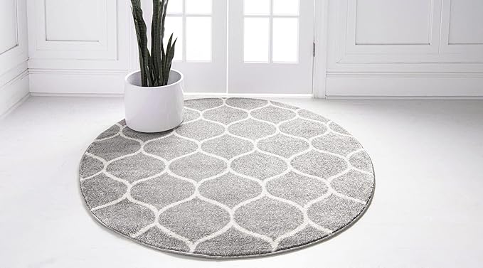 Rugs.com Lattice Frieze Collection Rug – 6' Round Light Gray Medium Rug Perfect for Kitchens, Dining Rooms
