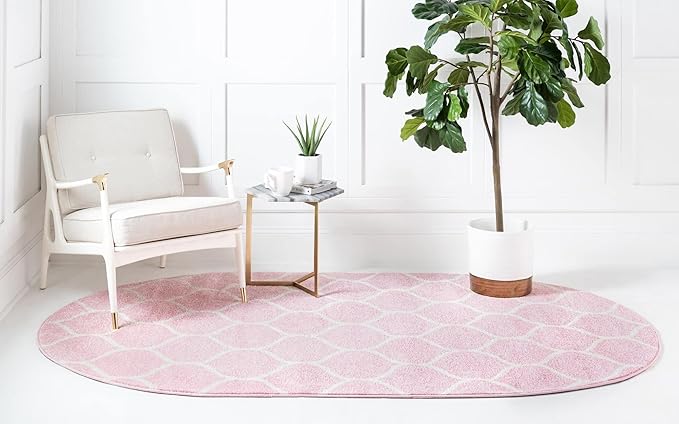Rugs.com Lattice Frieze Collection Rug – 4' x 6' Oval Light Pink Medium Rug Perfect for Living Rooms, Large Dining Rooms, Open Floorplans