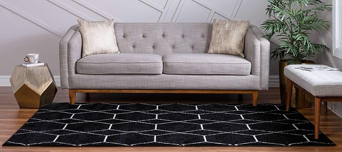 Unique Loom Trellis Frieze Collection Area Rug - Geometric (3' 3" x 5' 3", Black/ Ivory)