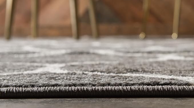 Rugs.com Lattice Frieze Collection Rug – 4' x 6' Dark Gray Medium Rug Perfect for Living Rooms, Large Dining Rooms, Open Floorplans