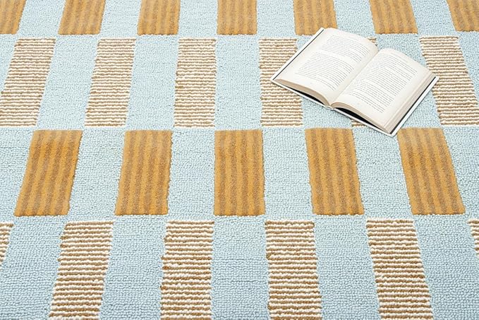 Hand-Tufted Wool Rug with Scalloped Edges, Light Blue Plaid Pattern, Cozy Soft Area Rug for Living Room, Bedroom, and Nursery, Handmade Modern Accent Rug, 7x7 Ft (Square)