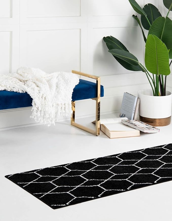 Unique Loom Trellis Frieze Collection Area Rug - Geometric (2' x 6' 1" Runner, Black/ Ivory)