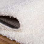 Unique Loom Solid Shag Collection Area Rug (4' 1" x 6' 1" Rectangle, Snow White)
