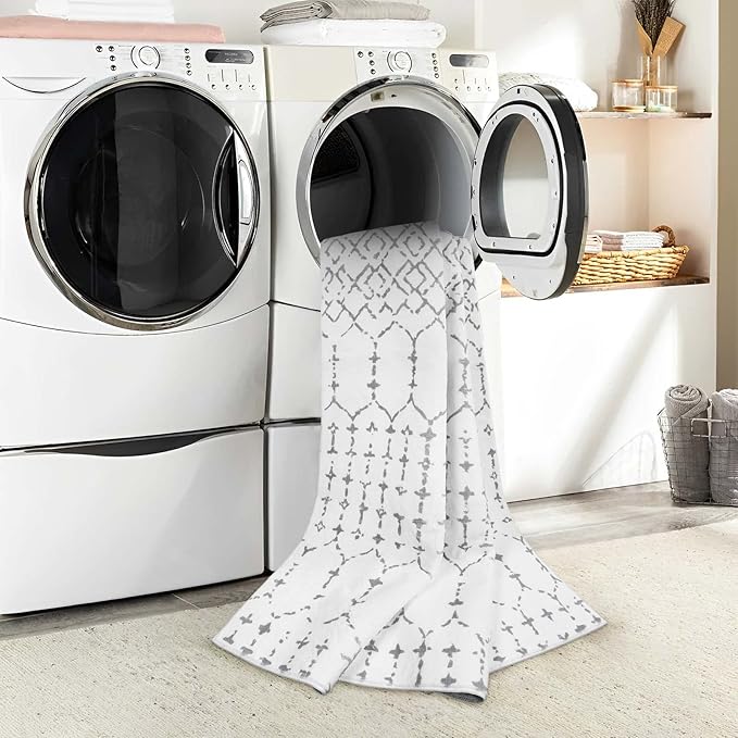 Lahome Moroccan Washable Runner Rug - 2x6 Non-Slip Throw Hallway Rug Runner Ultra-Thin Soft Kitchen Laundry Room White Print Distressed Carpet for Entryway Bathroom Living Room