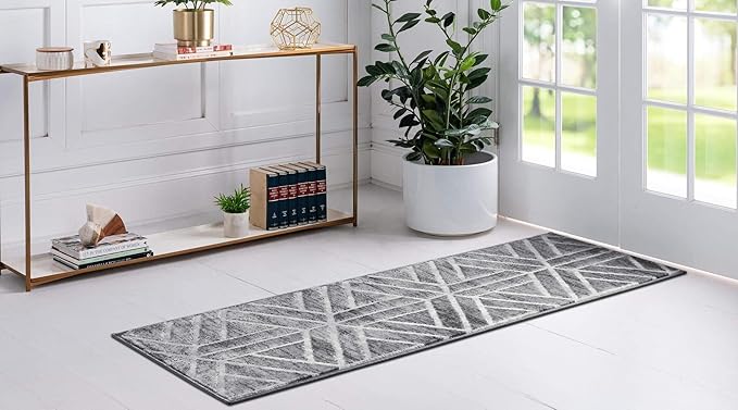 Rugs.com Lattice Trellis Collection Rug – 6 Ft Runner Gray Low-Pile Rug Perfect for Hallways, Entryways