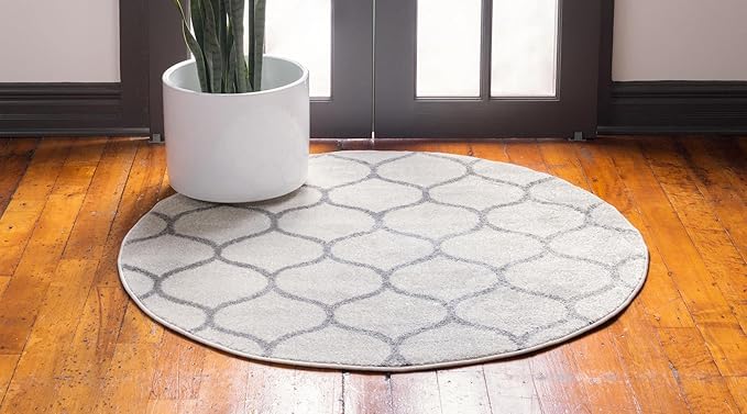 Rugs.com Lattice Frieze Collection Rug – 6' Round Ivory Medium Rug Perfect for Kitchens, Dining Rooms