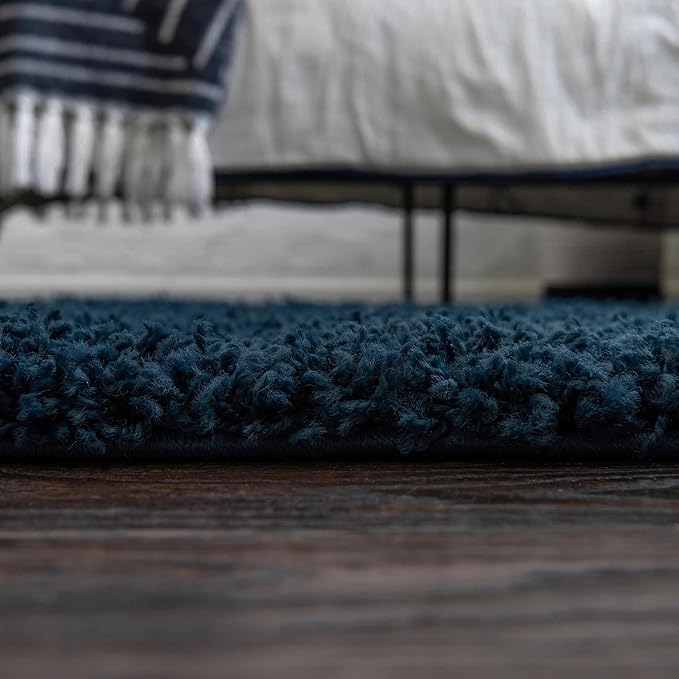 Unique Loom Solid Shag Collection Area Rug (5' 1" Square, Sapphire Blue/ Navy Blue)
