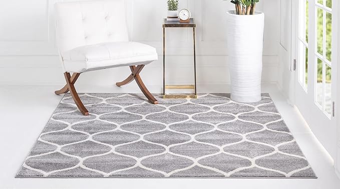 Rugs.com Lattice Frieze Collection Rug – 7' Square Light Gray Medium Rug Perfect for Living Rooms, Kitchens, Entryways