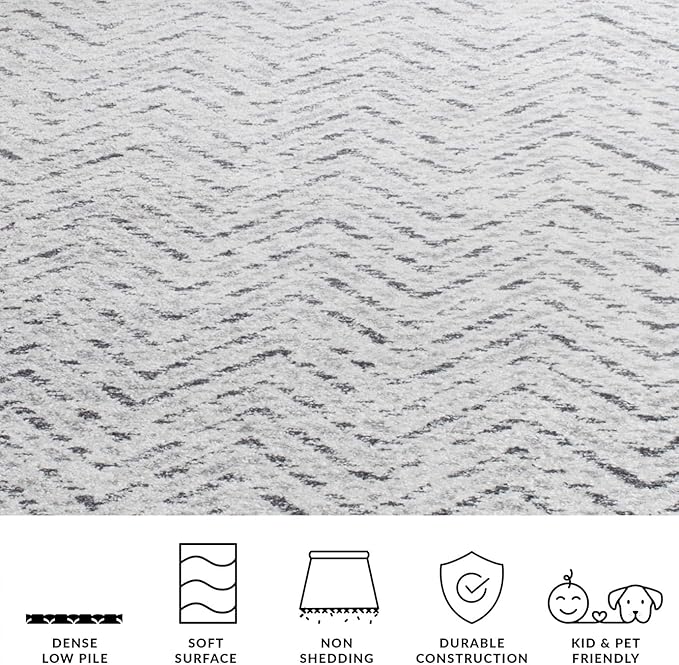 SAFAVIEH Adirondack Collection Runner Rug - 2'6" x 20', Ivory & Charcoal, Chevron Design, Non-Shedding & Easy Care, Ideal for High Traffic Areas in Living Room, Bedroom (ADR104N)