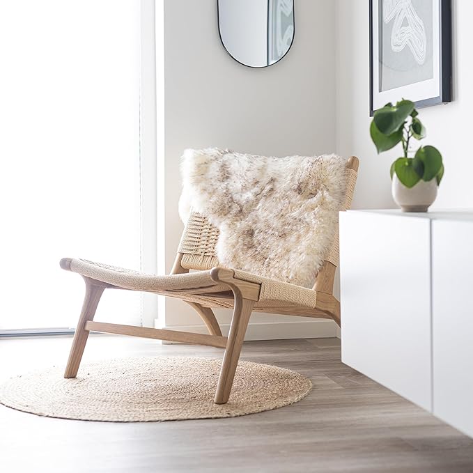 Sheepskin Long Hair 2x3 ft | Bedside Rugs for bedrooms, Sofa, Chair or The Dining Table | Each Sheepskin Rug is Unique and Created by Nature | Small Fluffy Rug in Color Snow Peak