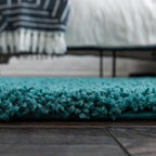 Unique Loom Solid Shag Collection Area Rug (5' 3" x 8' Oval, Deep Aqua Blue)