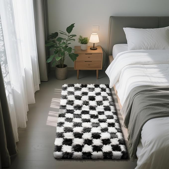 Checkered Rug for Bedroom, 2x6 Black and White Area Rugs, Classic Checkered Carpets Shaggy Area Rug, Bedside Rugs for Living Room Bedroom Kids Room Home Decor