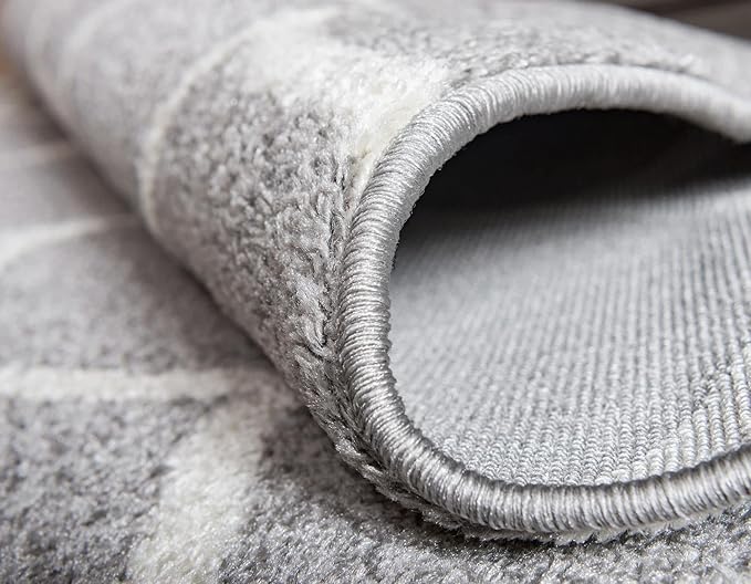 Rugs.com Lattice Frieze Collection Rug – 8' Square Light Gray Medium Rug Perfect for Living Rooms, Kitchens, Entryways