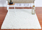 Unique Loom Solid Shag Collection Area Rug (4' 1" x 6' 1" Rectangle, Snow White)