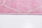 Unique Loom Trellis Frieze Collection Area Rug - Geometric (4' 1" x 6' 1", Light Pink/ Ivory)