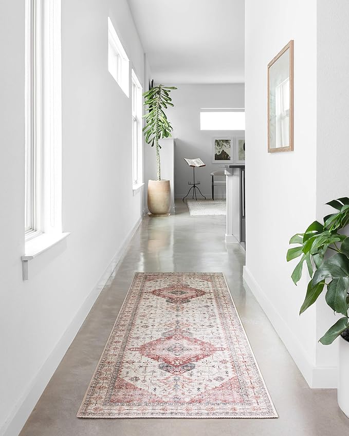 Loloi Skye Collection SKY-02 Ivory/Berry 8'-0" x 8'-0" Round Area Rug