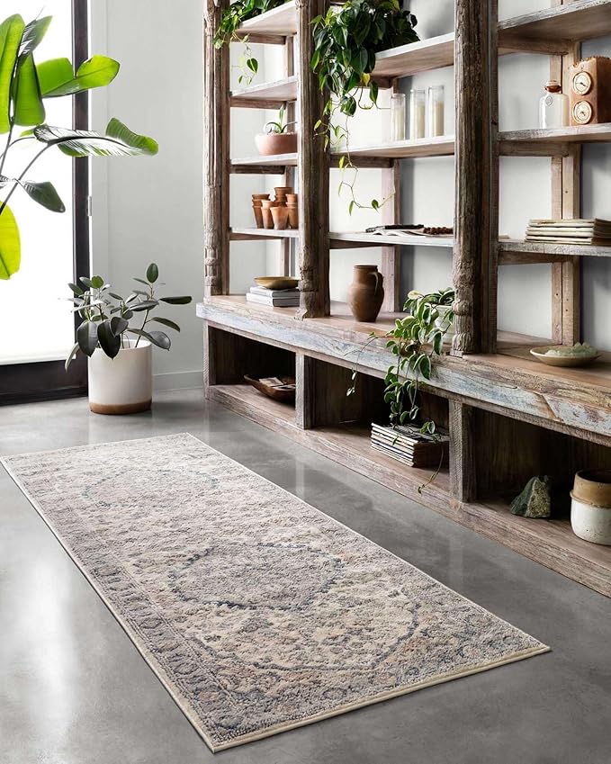 Loloi Teagan Collection TEA-01 Natural/Lt. Grey 2'-8" x 10'-6" Runner Rug, Large, Soft Neutral Rug, High-Traffic for Living Room, Bedroom, Home Office, Dining Area