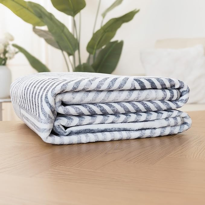 ReaLife Rugs Machine Washable Area Rug - Living Room Bedroom Bathroom Kitchen Entryway Office - Padded Crease Free Stain Resistant Premium - Modern Geometric Contemporary- Miles- Gray - 2'x 3'