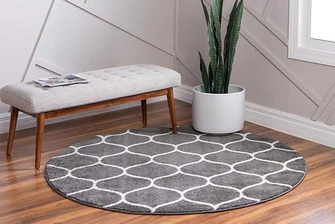 Rugs.com Lattice Frieze Collection Rug – 8' Round Dark Gray Medium Rug Perfect for Kitchens, Dining Rooms