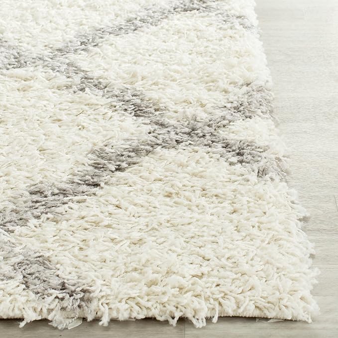 SAFAVIEH Dallas Shag Collection Runner Rug - 2'3" x 22', Ivory & Grey, Trellis Design, Non-Shedding & Easy Care, 1.5-inch Thick Ideal for High Traffic Areas in Living Room, Bedroom (SGD257F)