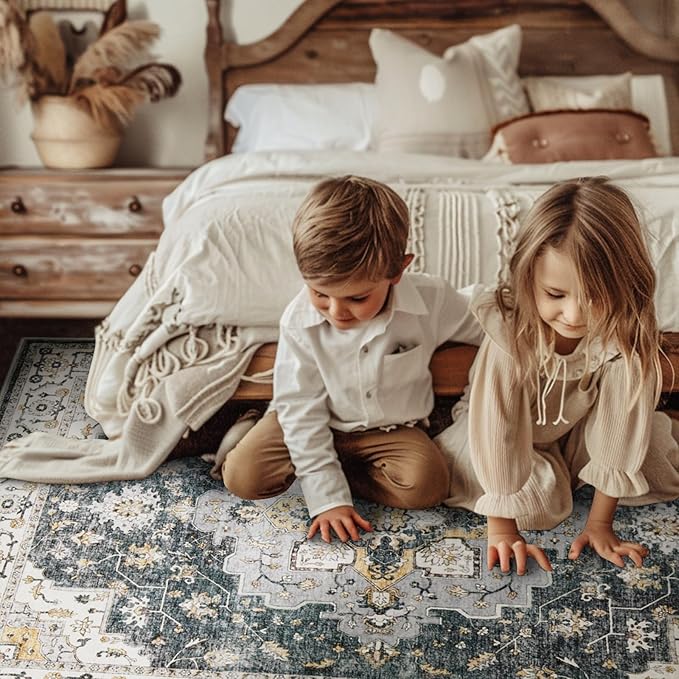 jinchan Area Rug 5x7 Vintage Washable Bedroom Rug Floral Medallion Lightweight Non Slip Thin Retro Classic Soft Boho Floor Cover Farmhouse Carpet for Living Room Dining Room Kitchen Grey