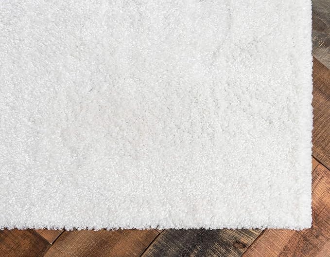 Unique Loom Solo Collection Area Rug - Calabasas (2' 2" x 6' 7" Runner, Snow White)