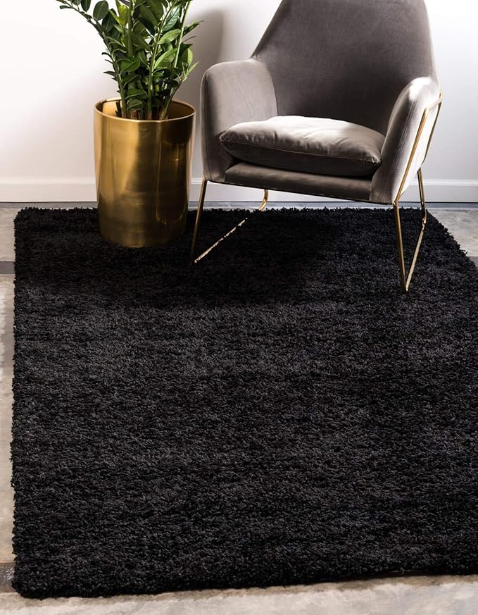 Unique Loom Solid Shag Collection Area Rug (3' 3" x 5' 3" Rectangle, Jet Black)
