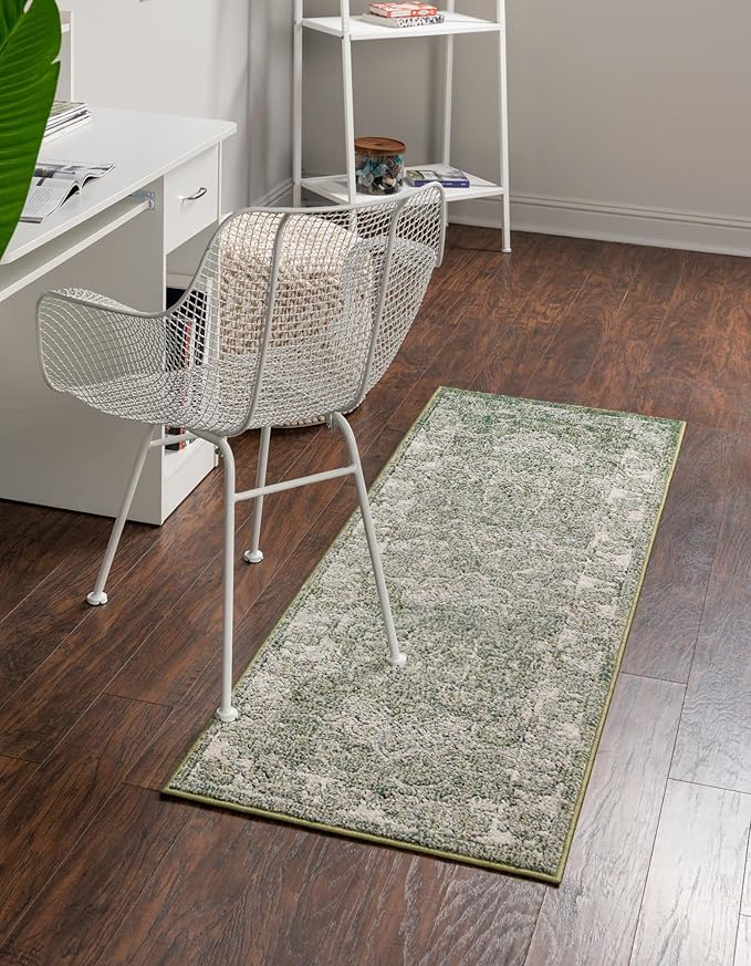 Unique Loom Isabella Collection Area Rug - Adjani (2' 7" x 16' 5" Runner, Green/ Ivory)