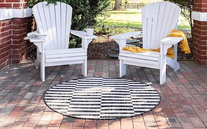 Unique Loom Outdoor Striped Collection Area Rug - Striped (4' 1" Round, Charcoal/Ivory)
