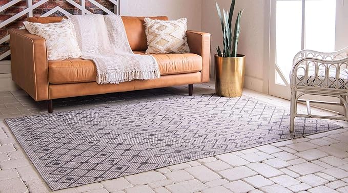 Unique Loom Outdoor Trellis Collection Area Rug - Tribal Trellis (10' x 14' 1" Rectangle, Gray/ Black)