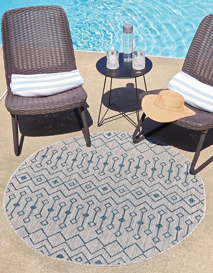 Unique Loom Outdoor Trellis Collection Area Rug - Tribal Trellis (10' 8" Round, Light Blue/ Ivory)