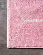 Unique Loom Trellis Frieze Collection Area Rug - Geometric (7' 1" x 10', Light Pink/ Ivory)