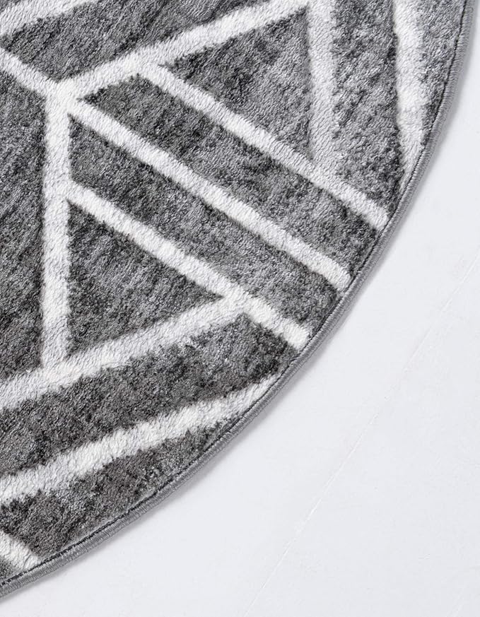 Rugs.com Lattice Trellis Collection Rug – 3 Ft Round Gray Low-Pile Rug Perfect for Kitchens, Dining Rooms