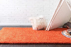 Unique Loom Solid Shag Collection Area Rug (6' 1" x 9' Rectangle, Tiger Orange)