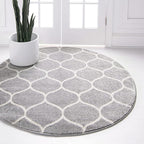 Rugs.com Lattice Frieze Collection Rug – 6' Round Light Gray Medium Rug Perfect for Kitchens, Dining Rooms