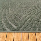 Paco Home Modern Area Rug with Abstract Line Pattern and Contour-Cut in Green, Size: 2'8" x 4'11"