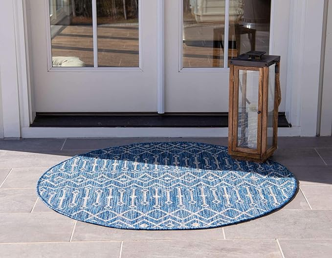 Unique Loom Outdoor Trellis Collection Area Rug - Tribal Trellis (6' 1" Round, Blue/ Ivory)