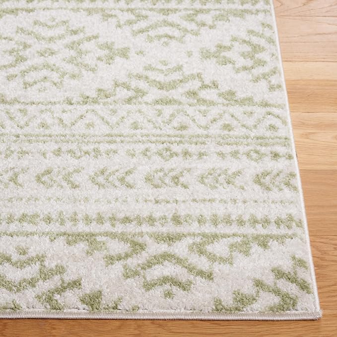 SAFAVIEH Area Rug 8x10 - Tulum Collection - Large - Ivory & Sage, Moroccan Boho Tribal Design, Non-Shedding & Easy to Clean, Ideal for Living Room, Bedroom, Dining Space (TUL272H)