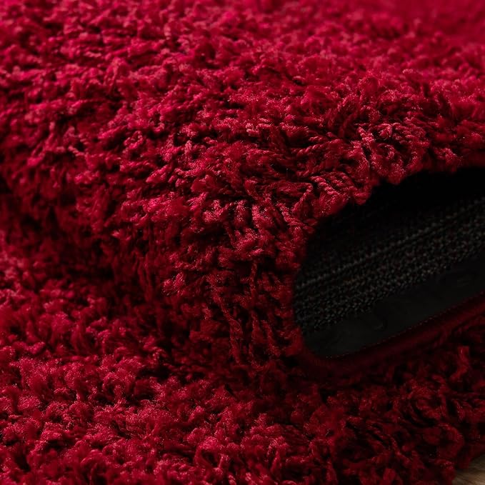 Unique Loom Solid Shag Collection Area Rug (7' 1" Round, Cherry Red)