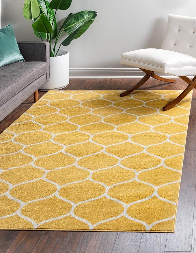 Rugs.com Lattice Frieze Collection Rug – 8' x 11' Yellow Medium Rug Perfect for Living Rooms, Large Dining Rooms, Open Floorplans