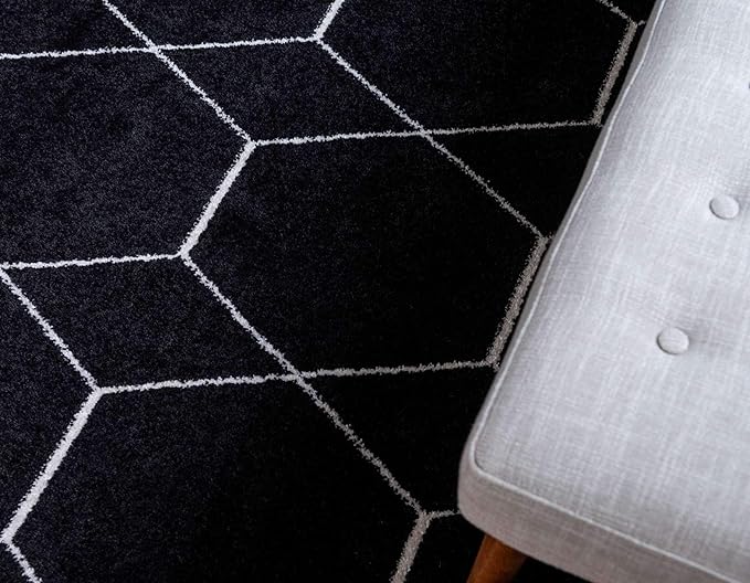 Unique Loom Trellis Frieze Collection Area Rug - Geometric (7' 1" x 10', Black/ Ivory)